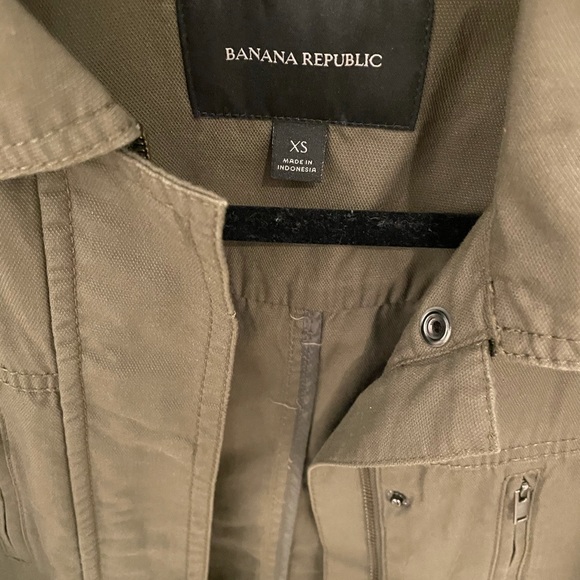 Olive green jacket - Picture 2 of 2